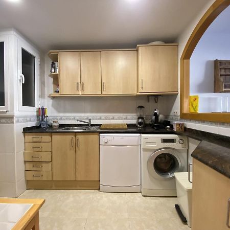 R123 Apartamento En La Planta Baja Con Piscina Cerca De La Playa Calafell Luaran gambar