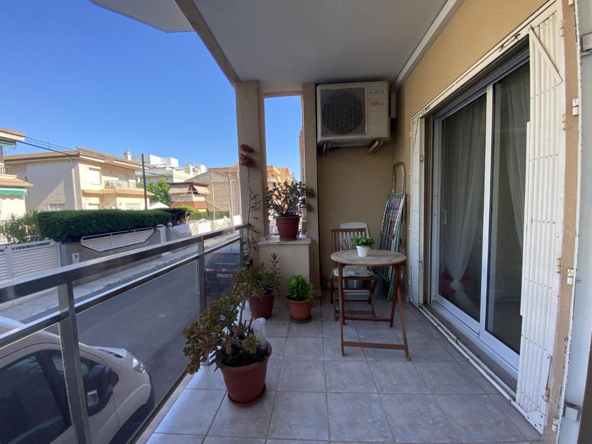 R123 Apartamento En La Planta Baja Con Piscina Cerca De La Playa Calafell Luaran gambar