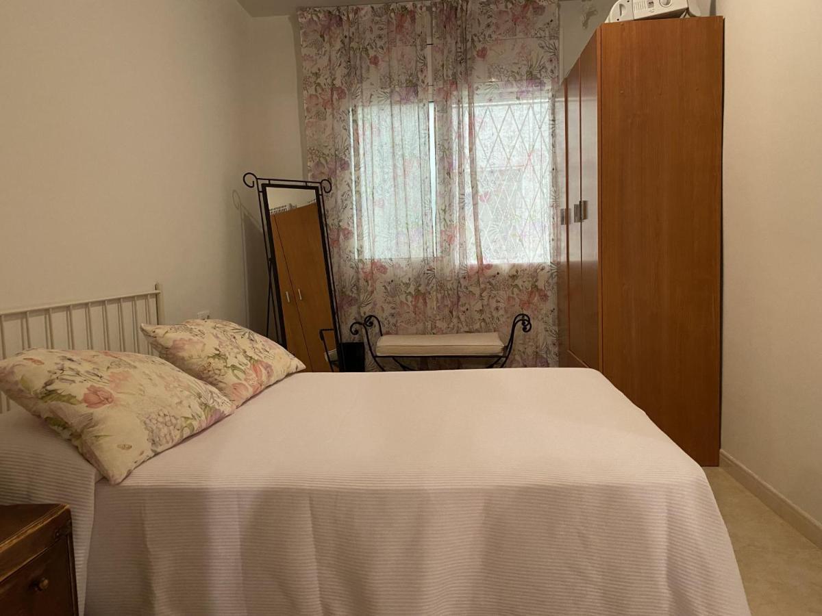 R123 Apartamento En La Planta Baja Con Piscina Cerca De La Playa Calafell Luaran gambar