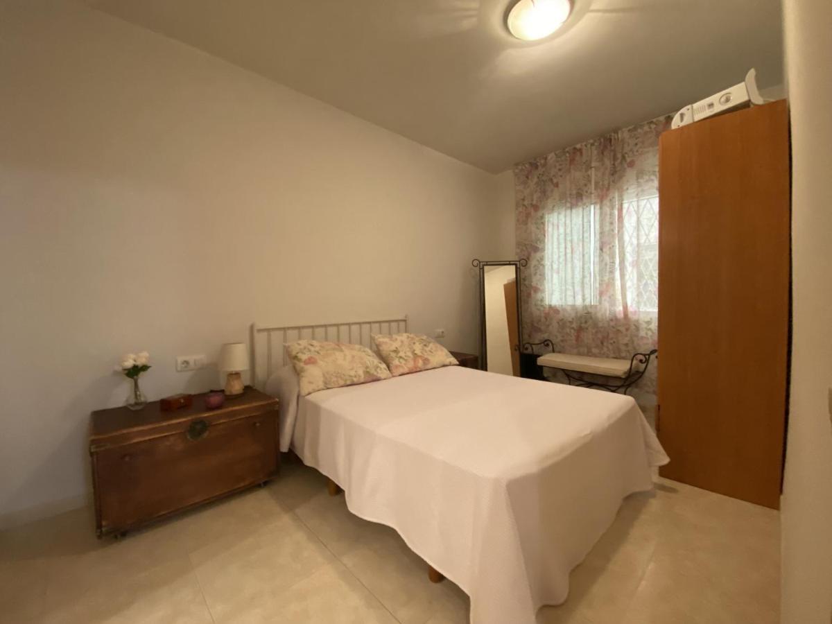 R123 Apartamento En La Planta Baja Con Piscina Cerca De La Playa Calafell Luaran gambar