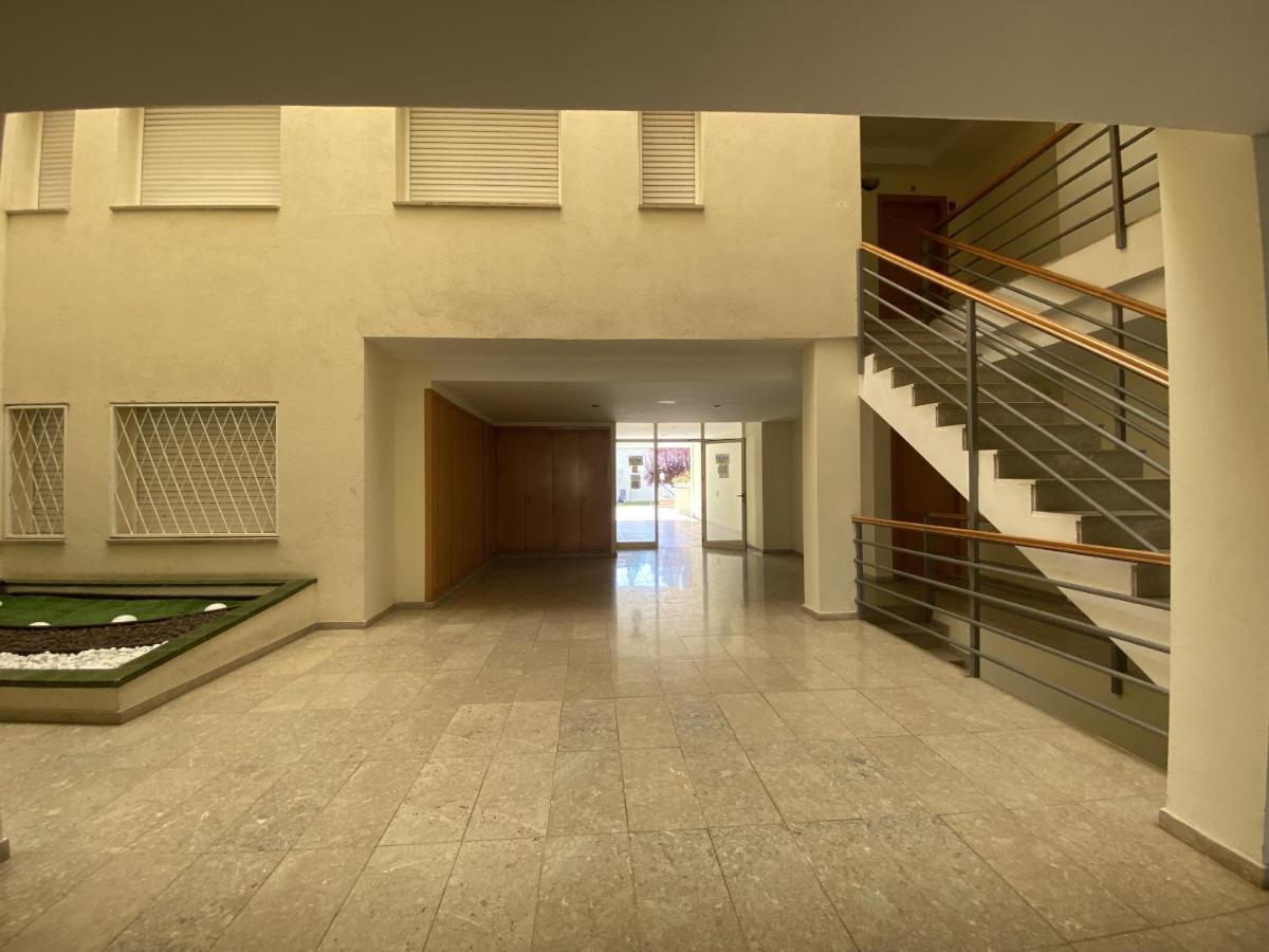 R123 Apartamento En La Planta Baja Con Piscina Cerca De La Playa Calafell Luaran gambar