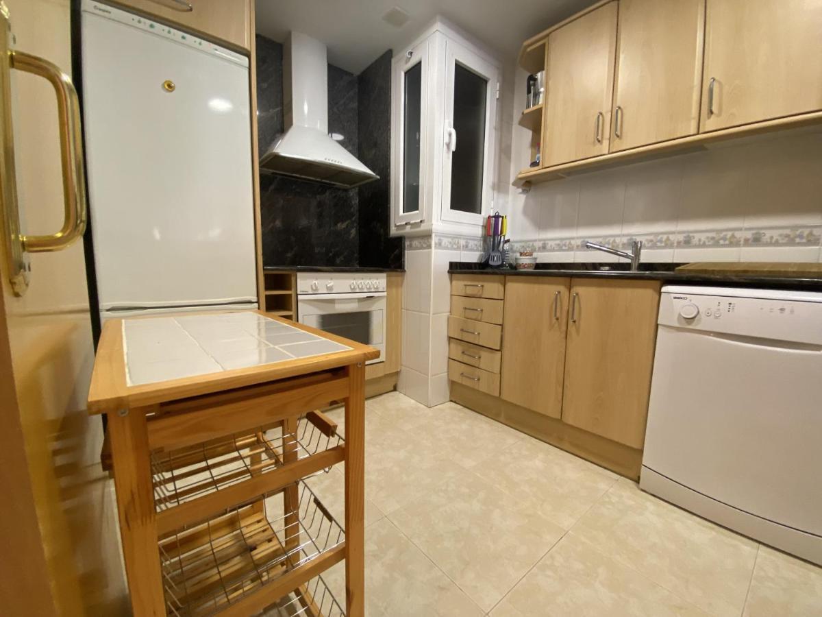R123 Apartamento En La Planta Baja Con Piscina Cerca De La Playa Calafell Luaran gambar